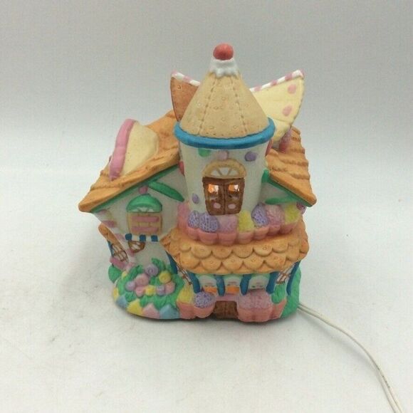 Gingerville Lighted House Large Spring Easter Bunny Village Florist - Picture 5 of 9